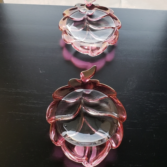 Vintage Pair of Cranberry&Clear Glass Candy/Trinket Leaf Shaped Dishes - Picture 14 of 16